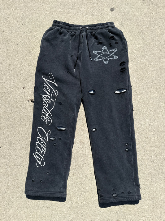 “THRONES” SWEATS