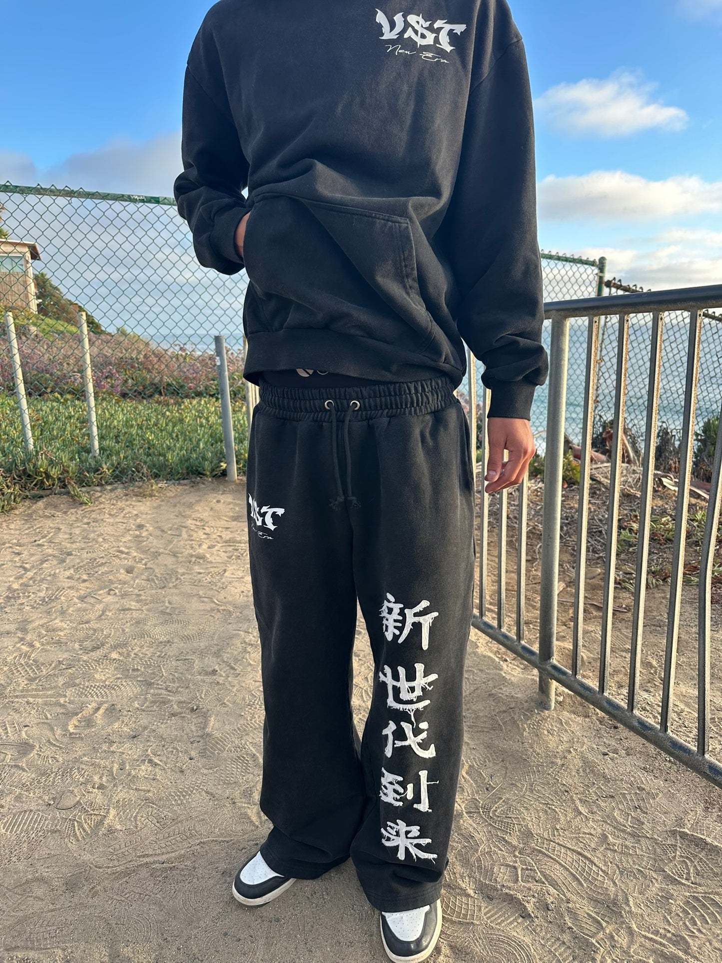 "NEW ERA" HOODIE