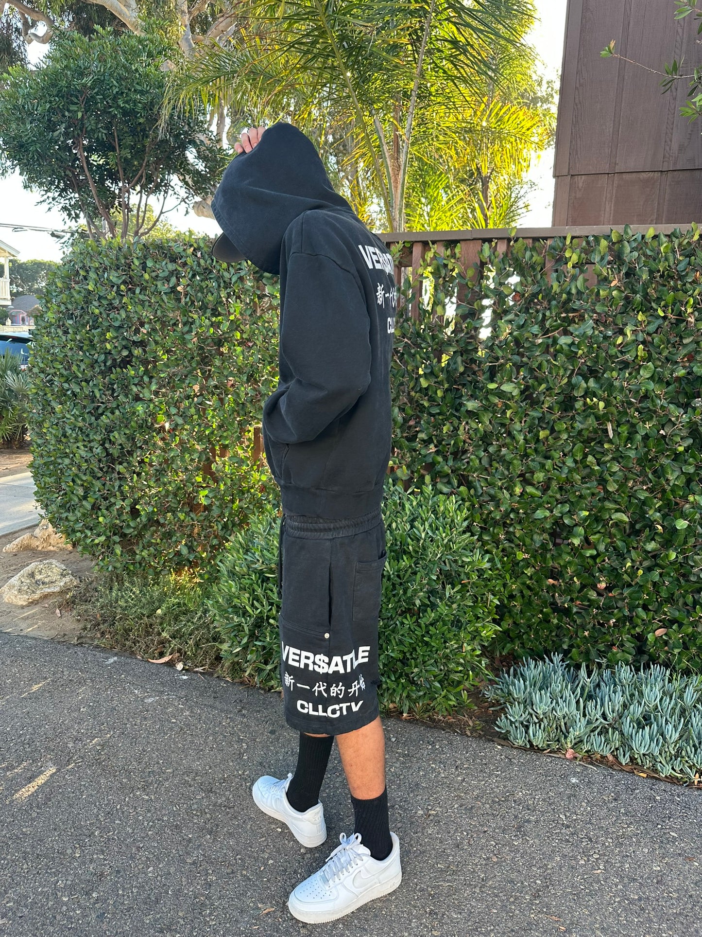 "V$T" SHORTS
