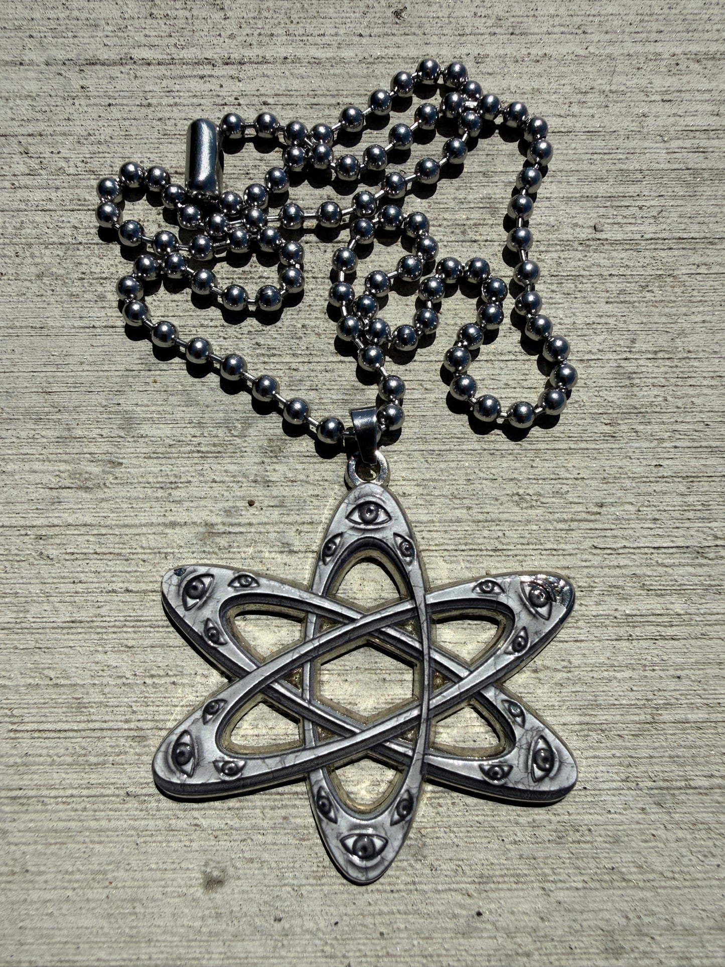 "THRONES" NECKLACE